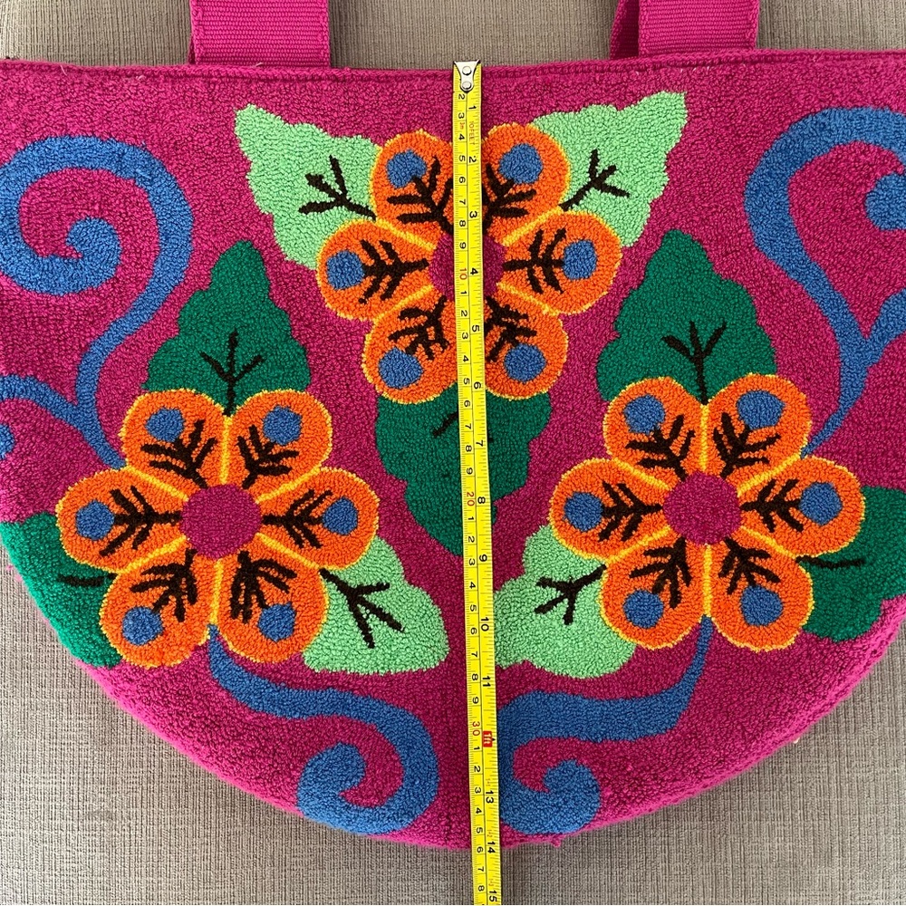 Floral Embroidered Pink Tote Bag by Casa Chiqui - Picture 10 of 11